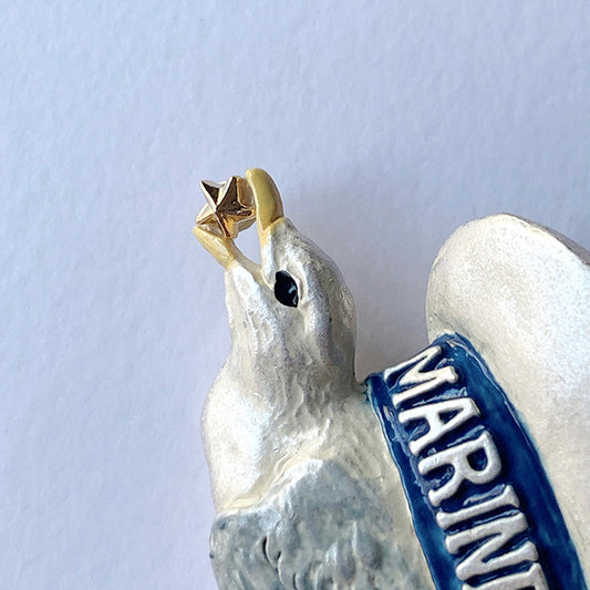 【今だけ旧価格・ラス2!】【CP送料込】「船乗り / ブローチ / Palnart Poc」星をくわえたカモメと水平の帽子ピンブローチ