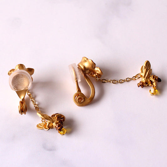 【CP送料込】【ラス2!】「ミツバチイヤリング / Palnart Poc」揺れる蜂のロングイヤリング【生産終了・在庫限り】